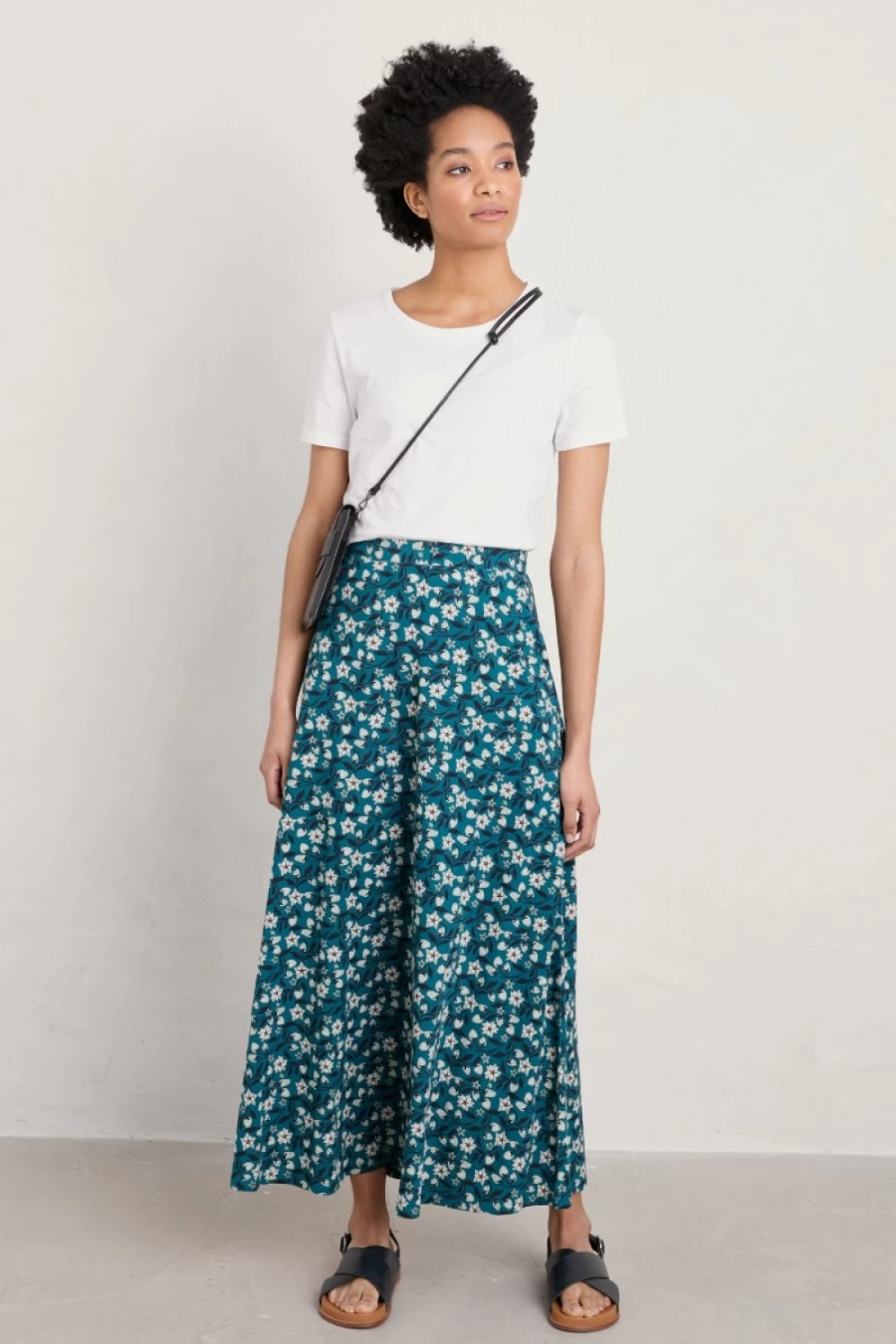 "Seasalt Cornwall Women's Rose Jersey Skirt – Floral Printed Comfort Fit Summer Skirt"