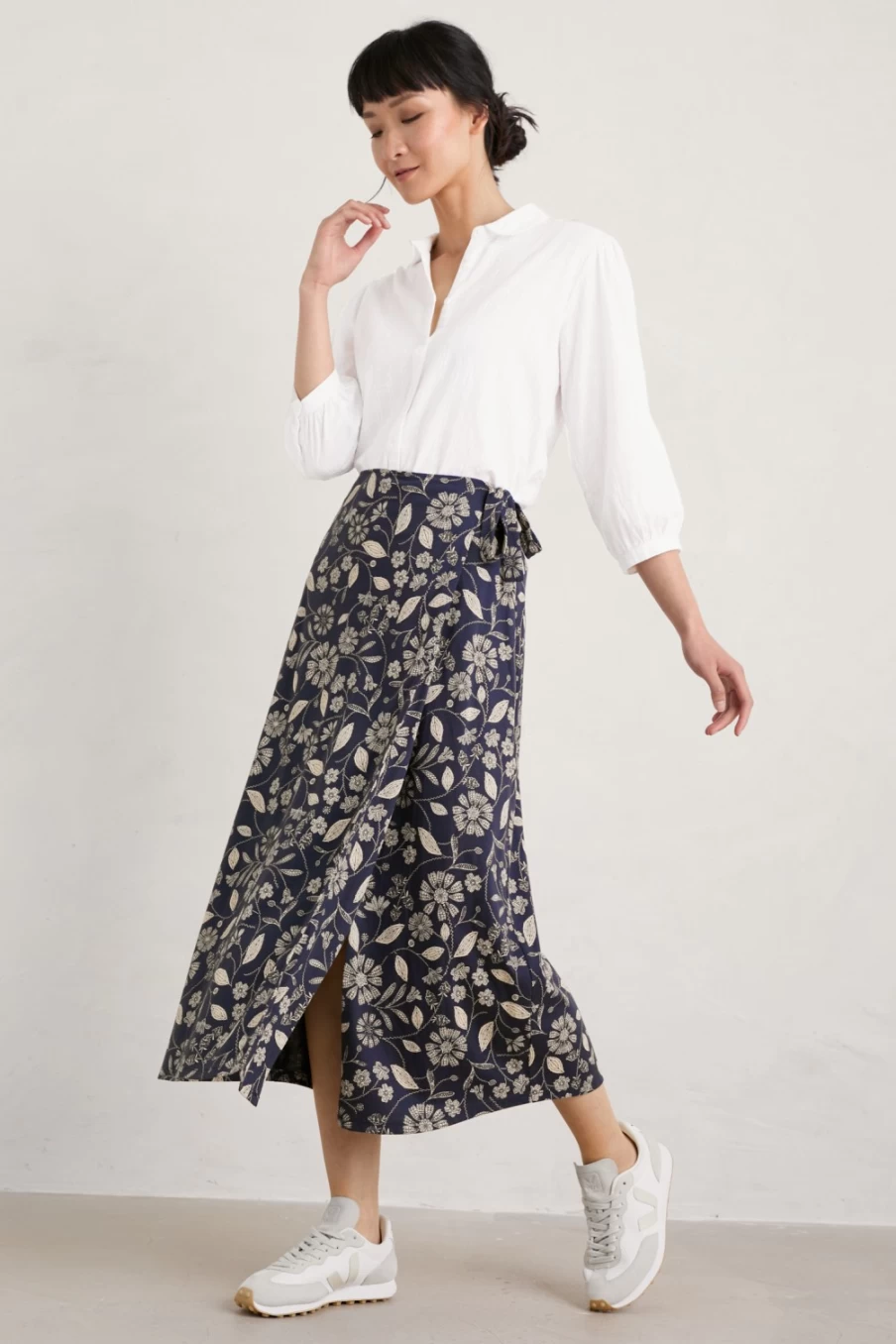 Seasalt Cornwall Women's Parterre Wrap Skirt in Cornflower Field Inkwell - Floral Print Summer Skirt