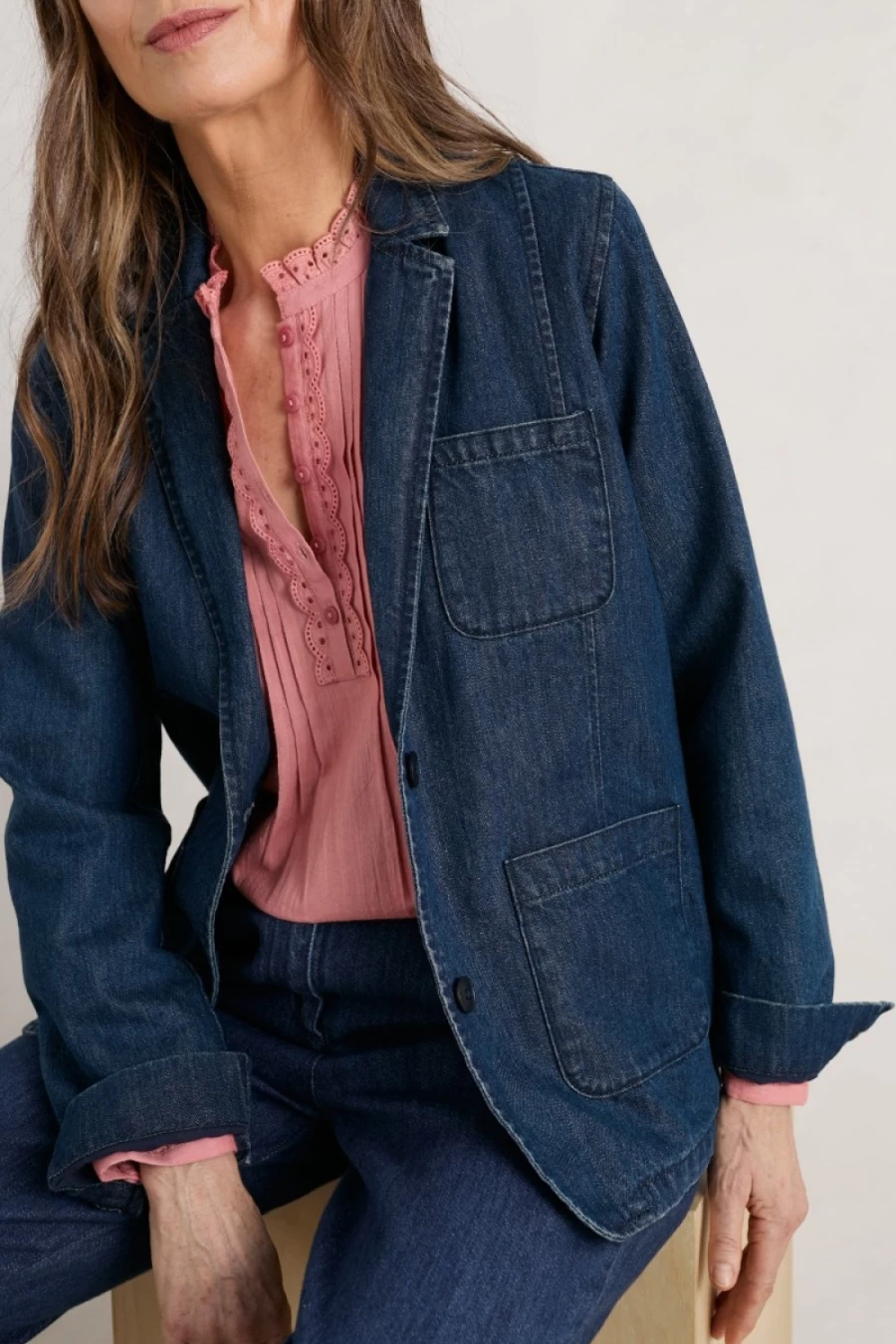 Seasalt Cornwall Women's Willow Carr Denim Blazer in Mid Indigo Wash