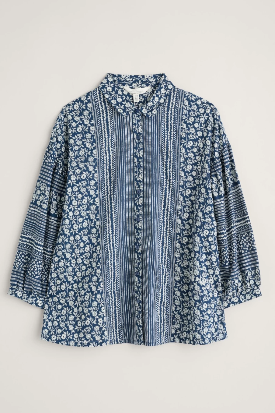 "Seasalt Cornwall Women's Roseate Floral Blouse in Blossom Border Raincloud"