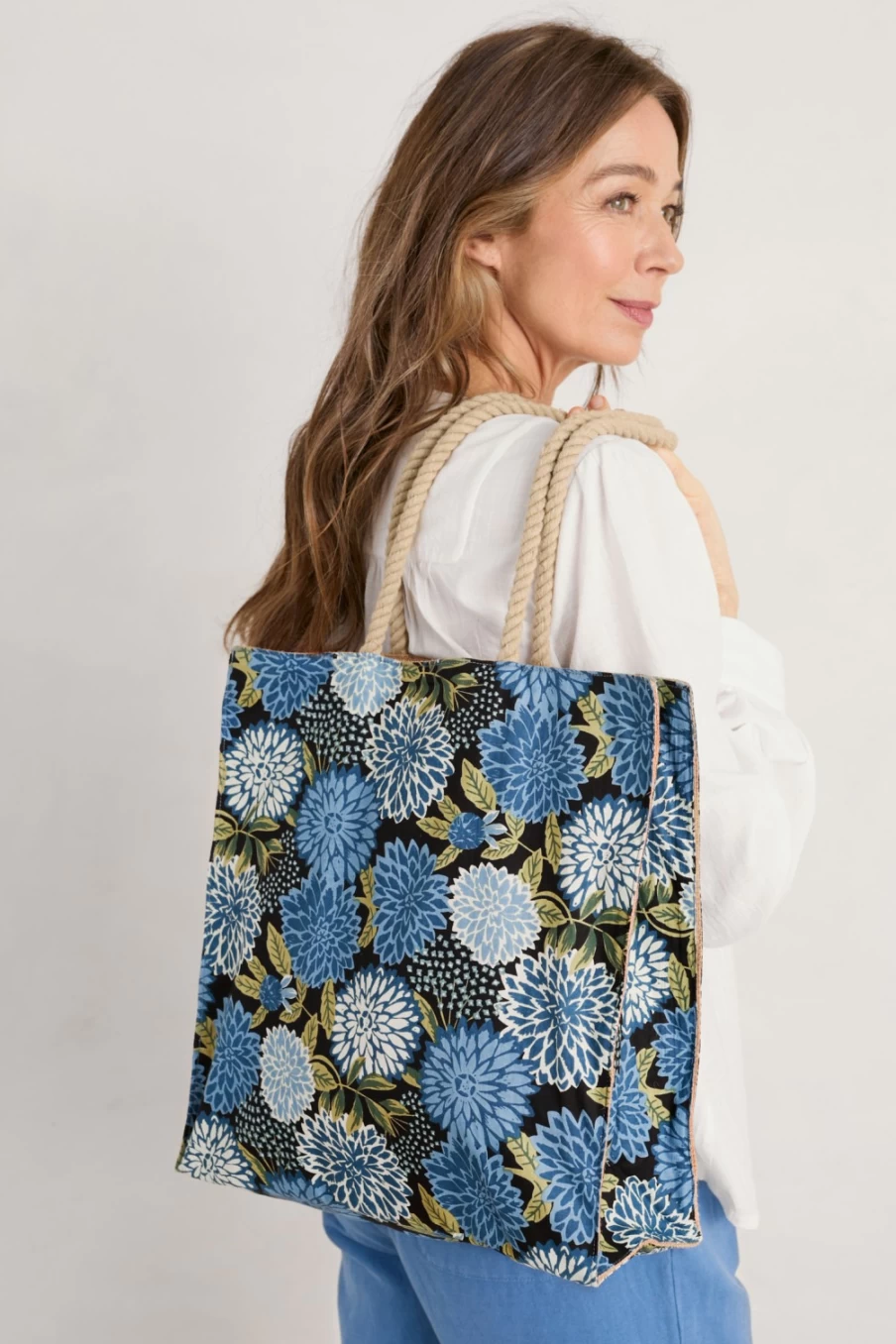 "Seasalt Cornwall Women's Kitchen Garden Bag – Stylish & Functional Tote for Gardening"