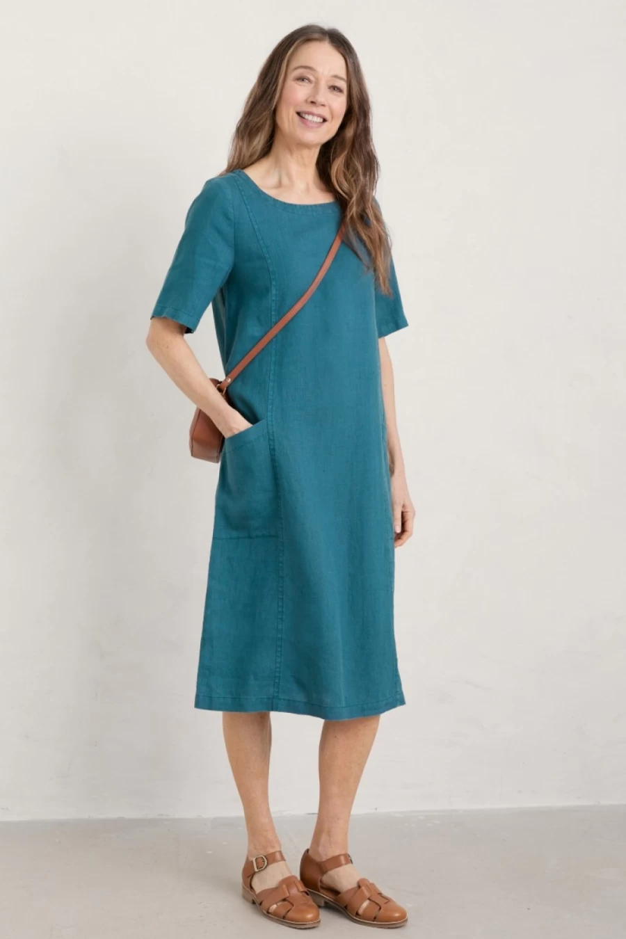 Seasalt Cornwall Women's Dark Eden Linen Dress for Painting Class | Comfortable & Stylish