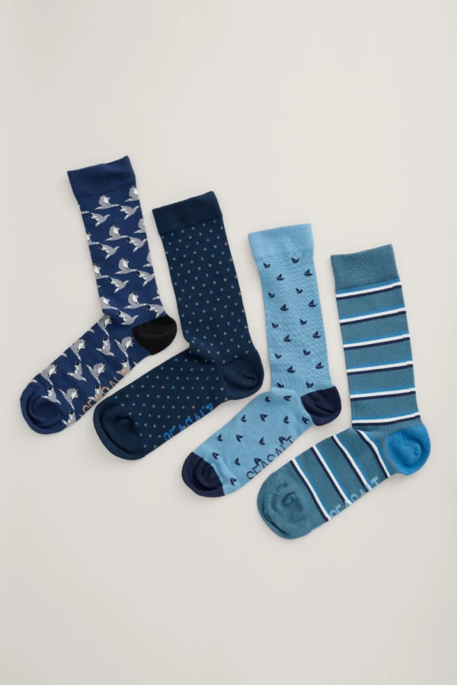 Men's Seasalt Cornwall Step Into The Blue Socks Box of 4 - Incoming Tide Mix