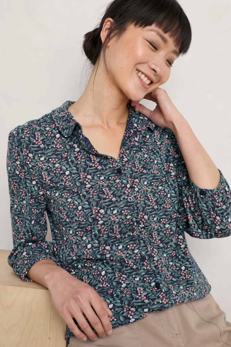 "Seasalt Cornwall Women's Ceramic Floral Maritime Embrace 3/4 Sleeve Jersey Shirt"