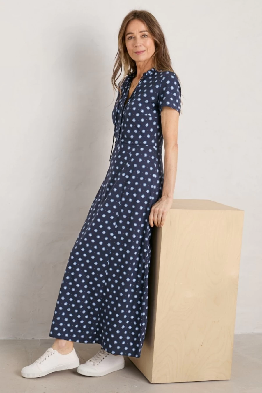 Seasalt Cornwall Women's Felicity Short Sleeve Dress in Blossom Stamp Inkwell - Floral Print Summer Dress